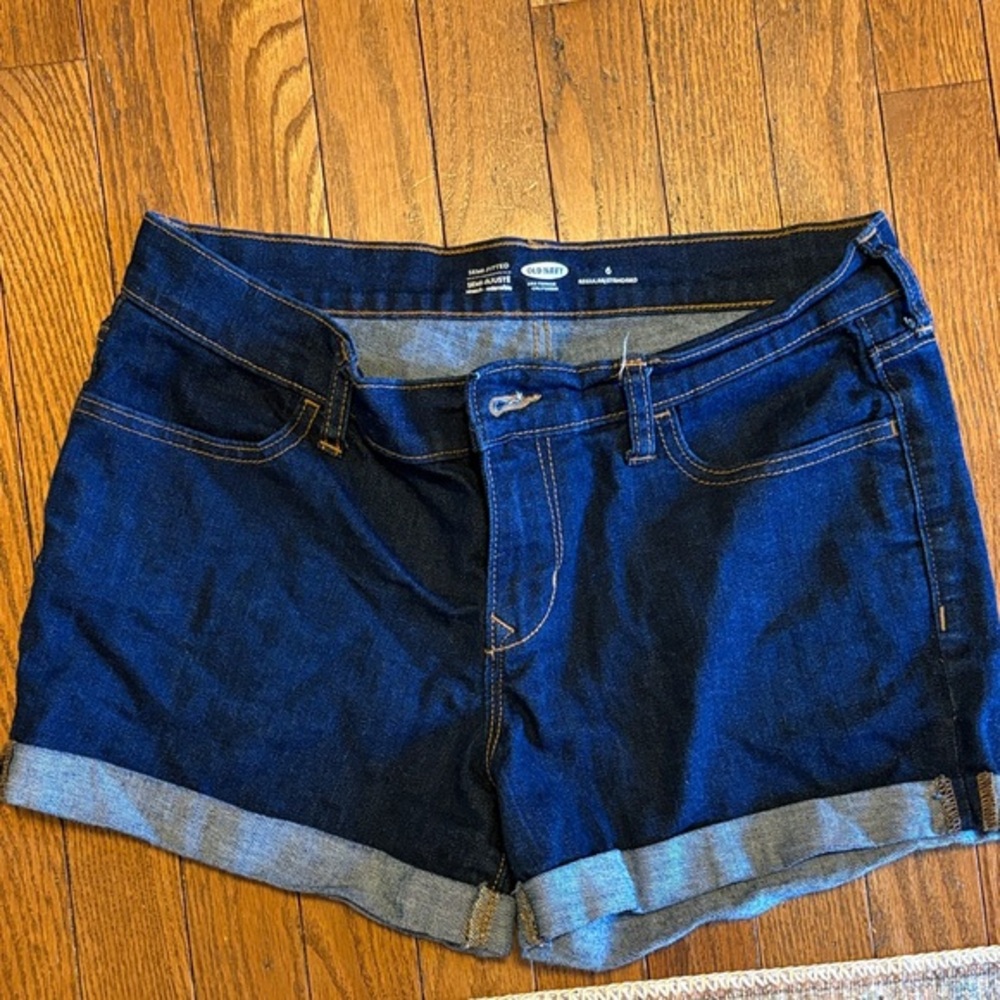 Old Navy Women's Deep Indigo Jean Shorts